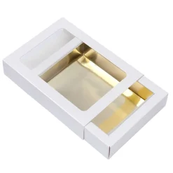 Discount BrandNewCake Chocoladeletterdoos GK7 Wit / Goud 26st